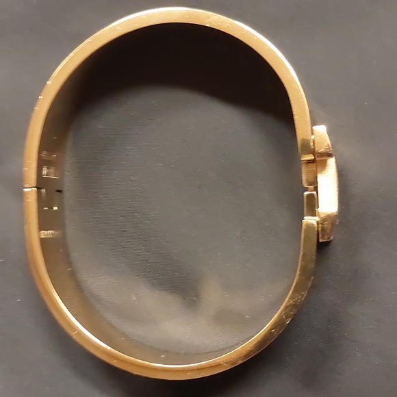 Authentic Hermes Black and Gold Clic GM Cuff Bracelet - Picture 3 of 6